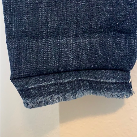 BLUE JEANS WITH DISTRESSED HEM - Picture 4 of 4